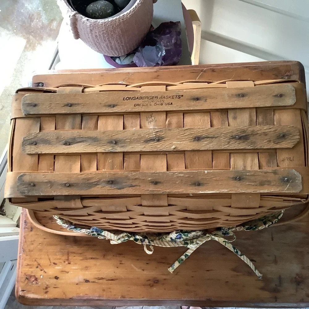 Longaberger Basket With Lid Rose Trellis Pattern Cover and Insert